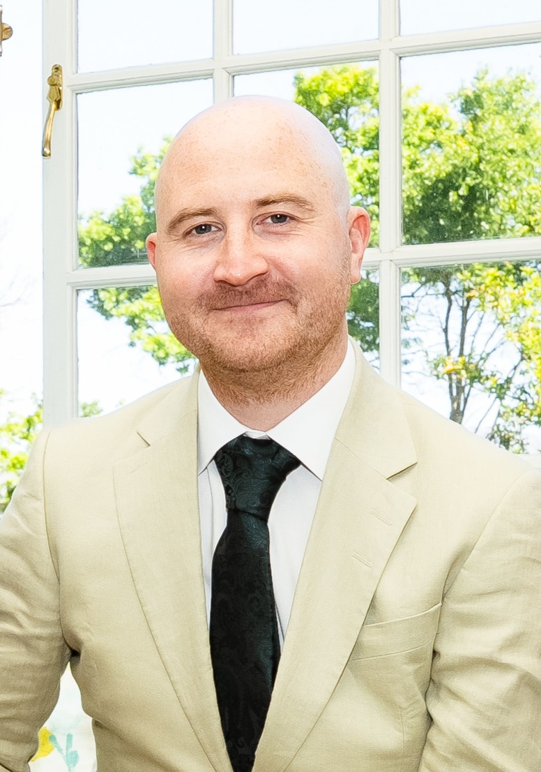 Dr. Robert Holliman